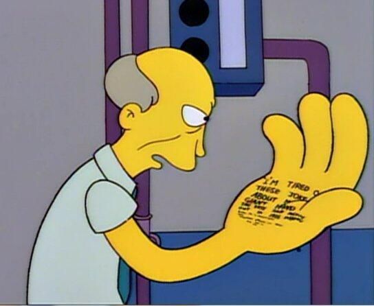 ¿Cuándo ocurrió el primer chiste sobre la mano grande del compañero de Homero?