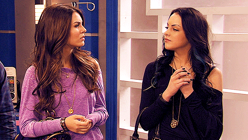 Que dice el casillero de Tori Vega