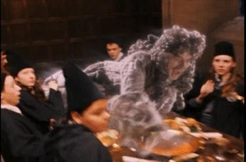 ¿Cómo llaman al fantasma de la casa de Slytherin?