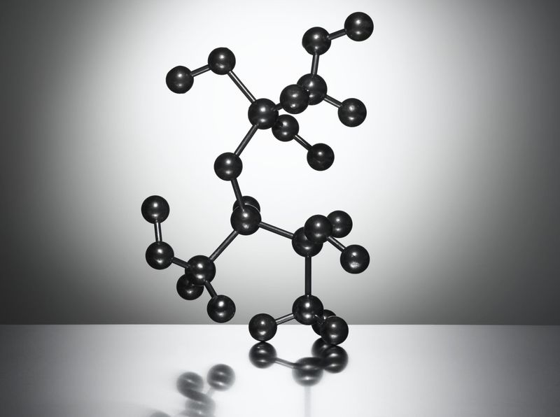 ¿Te da miedo que ciertas centrales sean en realidad laboratorios para crear bombas atómicas?
