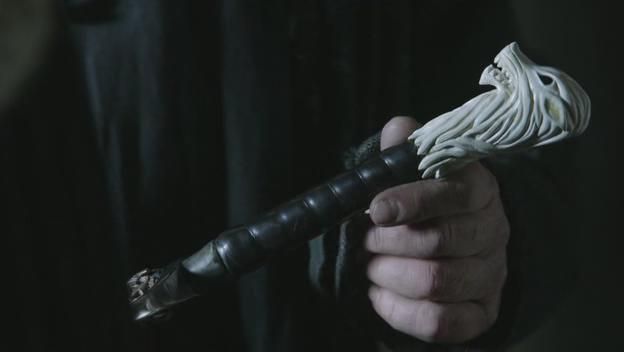 ¿Quién le entregó a Jon Snow la espada bastarda 