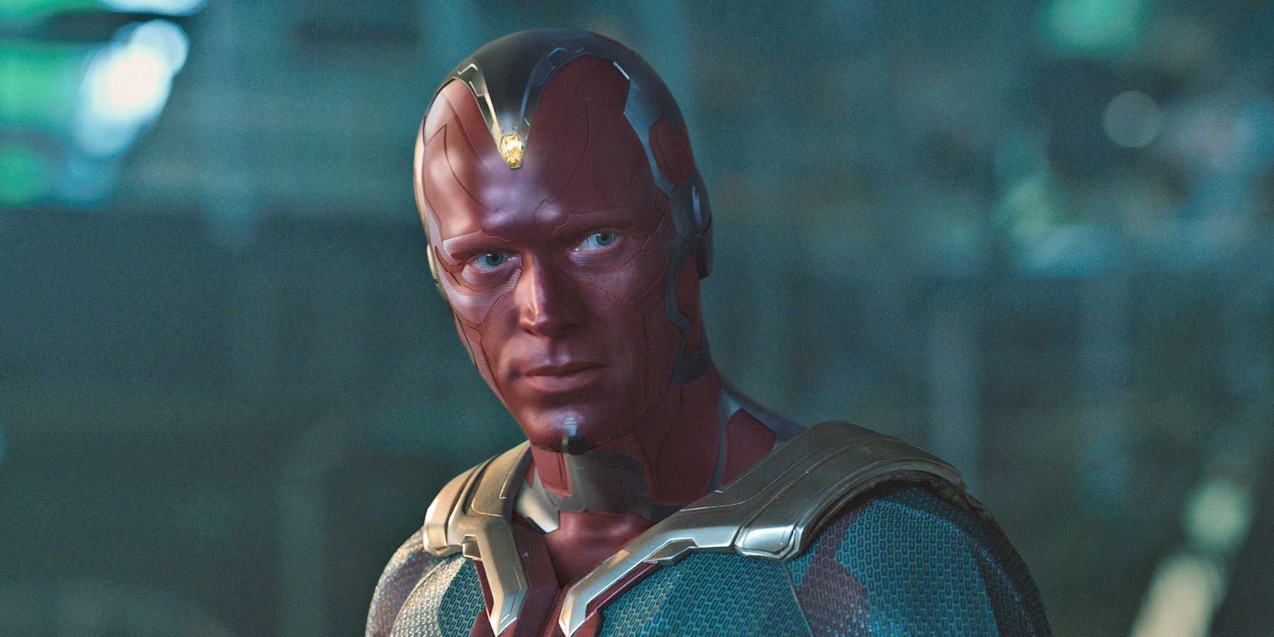 En la película Los Vengadores: La era de Ultrón, ¿Qué es lo que porta Visión en la frente?