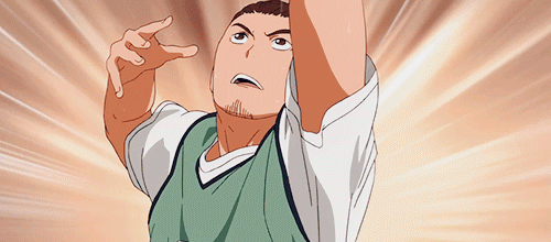 Ahora juegas en un equipo de voley, así que ¿Qué es lo que más te gusta hacer por tu equipo?