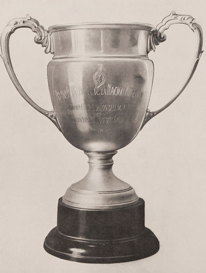 ¿Qué equipo cuenta con la mayor cantidad de títulos en la era amateur?