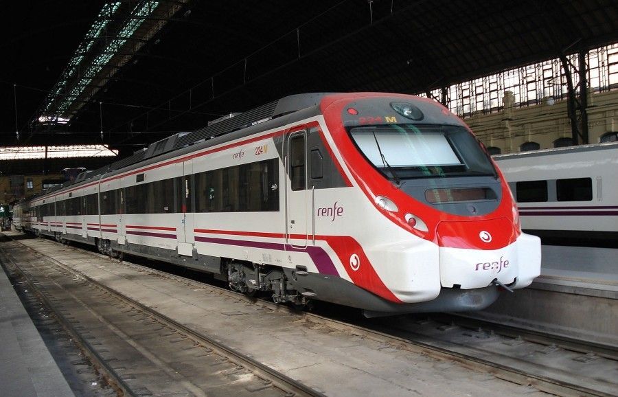 ¿Como debe ser la red de transportes? (Trenes, autobuses...)