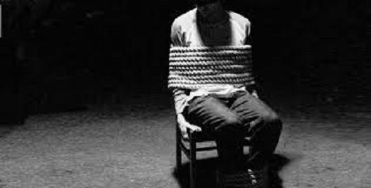 Han secuestrado a un familiar tuyo y lo dejarán libre y sin hacerle daño si realizas una de estas acciones ¿cuál eliges?