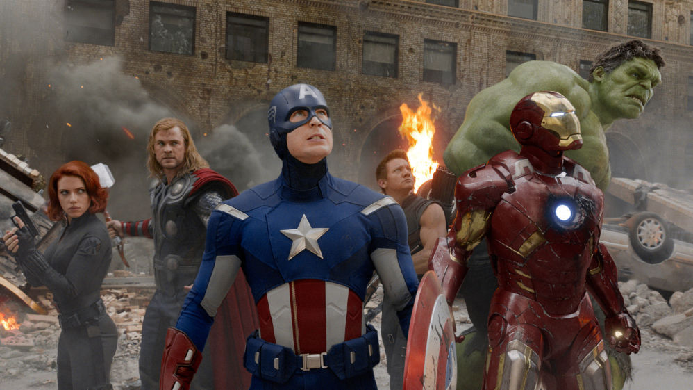 ¿A qué lugar invita Tony Stark a Los Vengadores después de ganar la guerra contra Loki y Los Chitauri? (En la película)