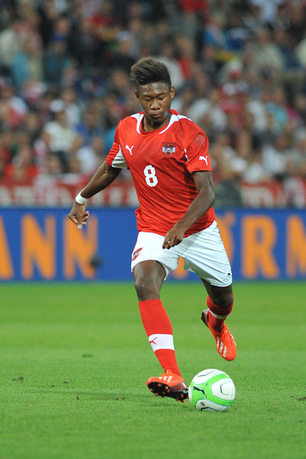 ¿Quién sería tu lateral izquierdo?