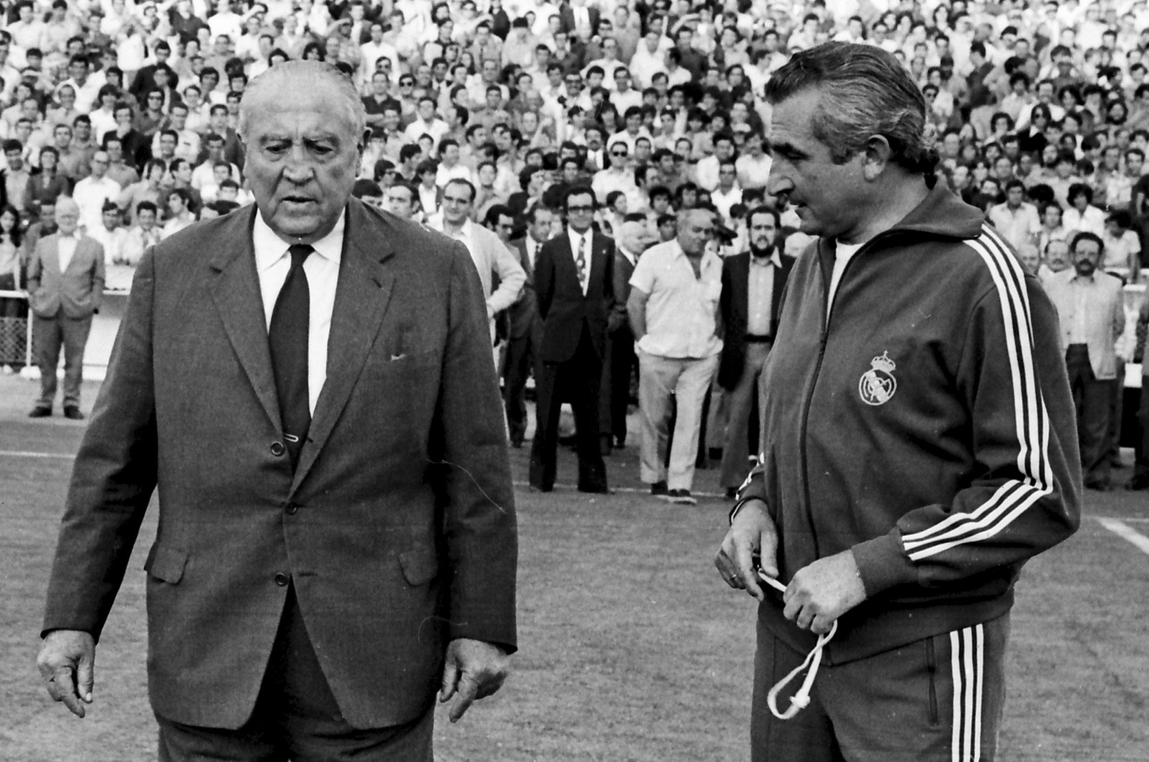 ¿En qué año se estrenó como presidente Santiago Bernabéu?