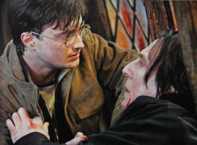 RM ¿Porqué Snape cuidaba a Harry y se disgustó cuando Dumbledore le dijo que él deberá morir en manos de Voldemort?