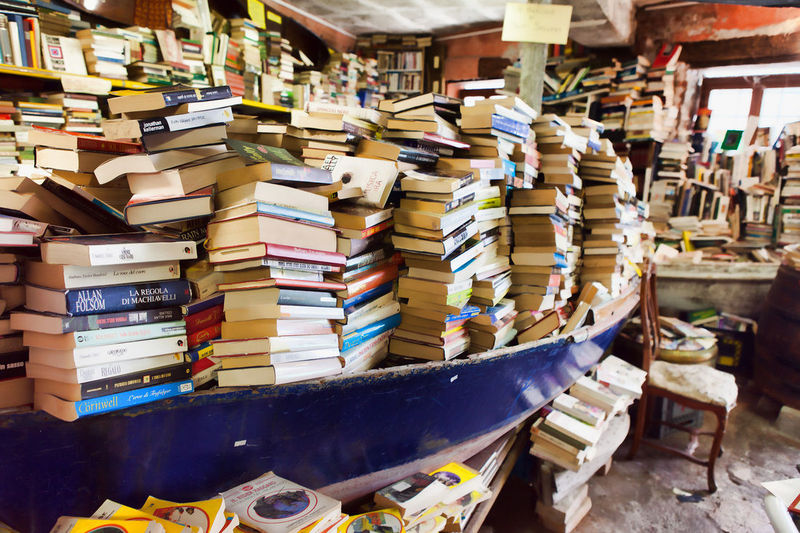 Hoy te han puesto deberes de matemáticas, pero sabes que son para dentro de 1 semana.