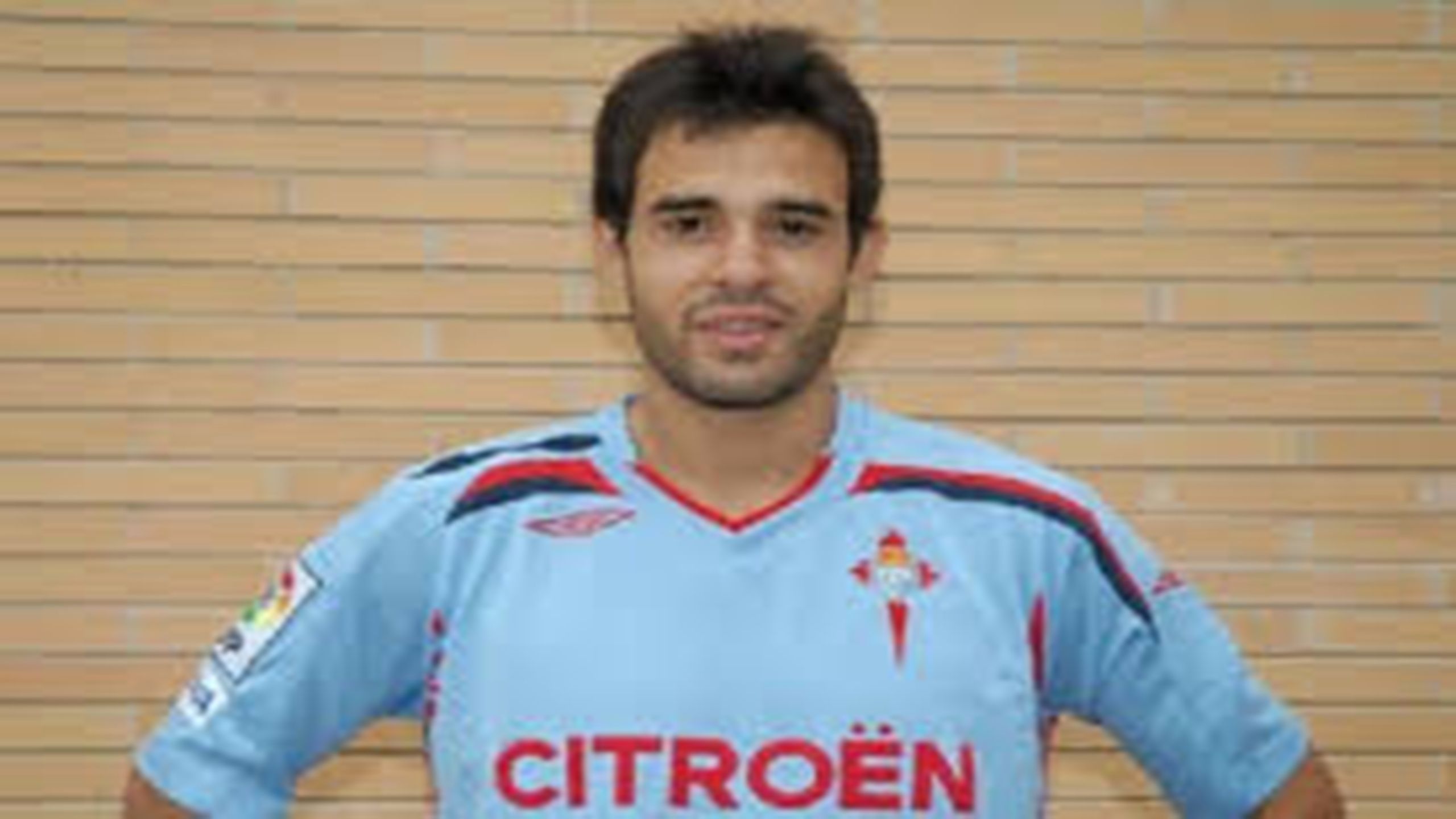 ¿Qué año se retiro Borja Oubiña del club de sus amores?