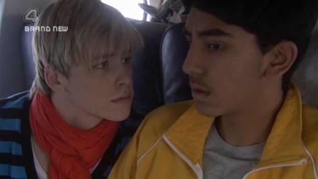 Te enteras de que tu mejor amigo es gay y tú...