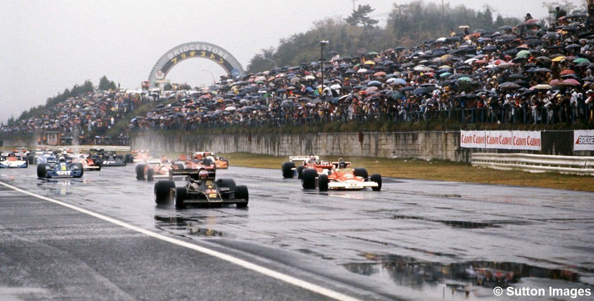 ¿Que piloto consiguió hacerse con el título mundial en el GP de Japón de 1976?