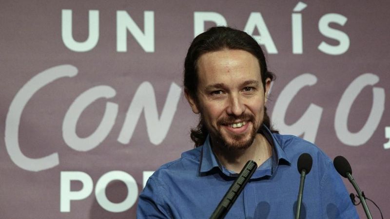 Ves a un perroflautas por la calle y...