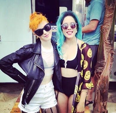 ¿Puede Hayley hacer súper falsete?