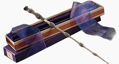 Tienes que comprar tu varita en Ollivanders y para ello te tienes que definir con un frase , ¿cuál sería?