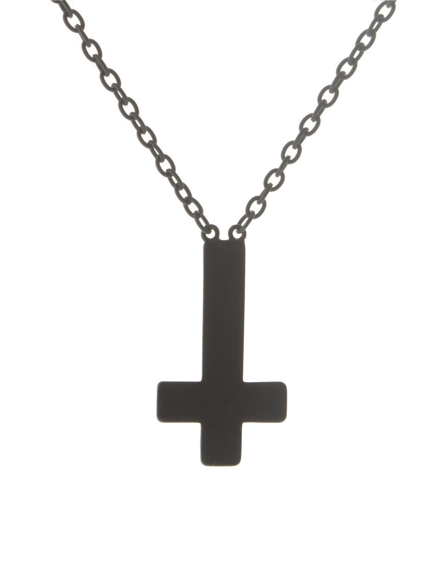 ¿Qué simboliza esta cruz invertida?