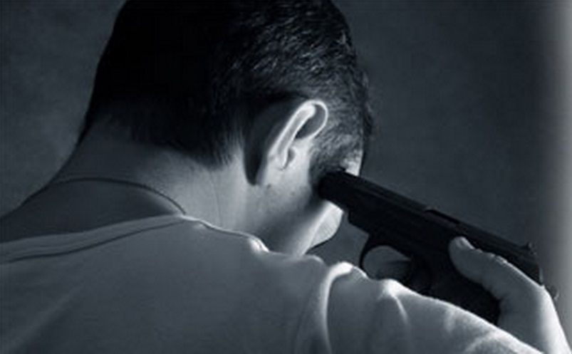 ¿Amputarte una pierna (estas solo y no te puedes curar) o pegarte un tiro en la cabeza?