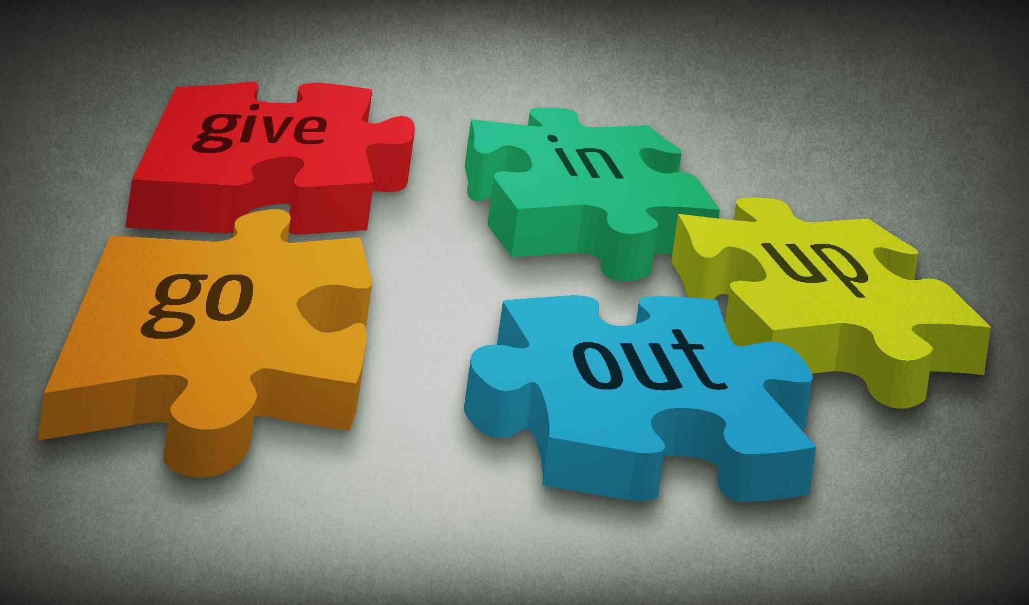 ¿Cuál de estos NO es un Phrasal Verb?