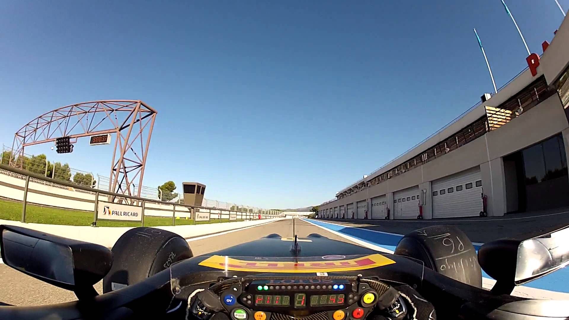 ¿Que piloto ostenta el récord de más victorias consecutivas?