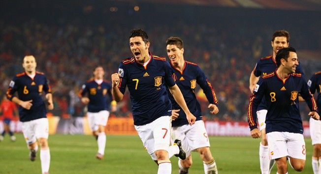 ¿Quienes marcaron los dos goles españoles contra Chile en fase de grupos?